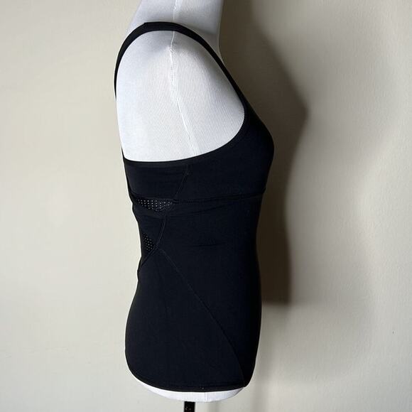 Lululemon Black Cross Back Tank - Picture 5 of 11
